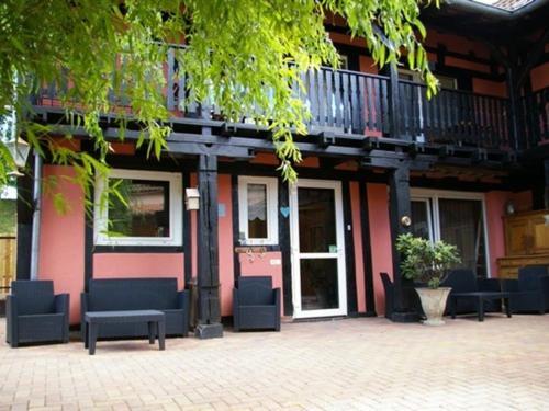 D'hotes Le Domaine Des Remparts Bed & Breakfast 3*